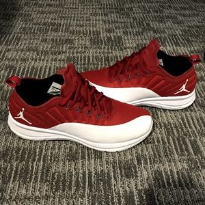Jordan Trainer Prime Cherry Red/White